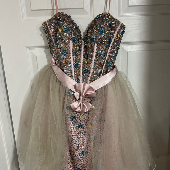 Terani Couture Spaghetti Strap Sequin Prom Dress with Pink Bow - Picture 7 of 8